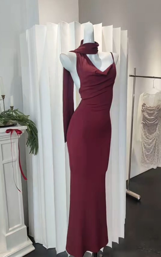 Sexy Burgundy Sheath Long Prom Dresses Spaghetti Straps Evening Dresses Sleeveless Party Dresses DP04347