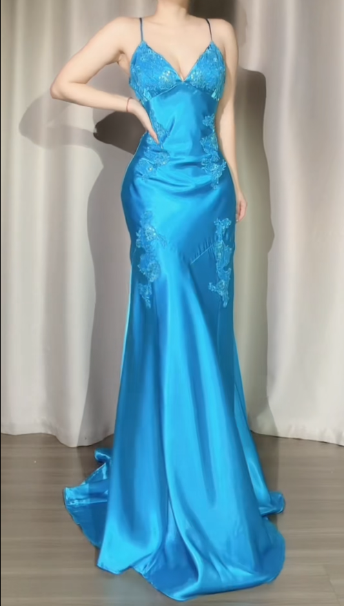 Süßes Ballkleid Spaghettiträger Silbergrau Mini Kurzes Formales Homecoming-Kleid Party Kurzes Ballkleid Hoco Kleider DH2684