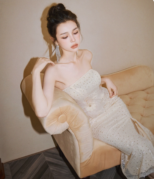 Süßes Ballkleid Spaghettiträger Silbergrau Mini Kurzes Formales Homecoming-Kleid Party Kurzes Ballkleid Hoco Kleider DH2684