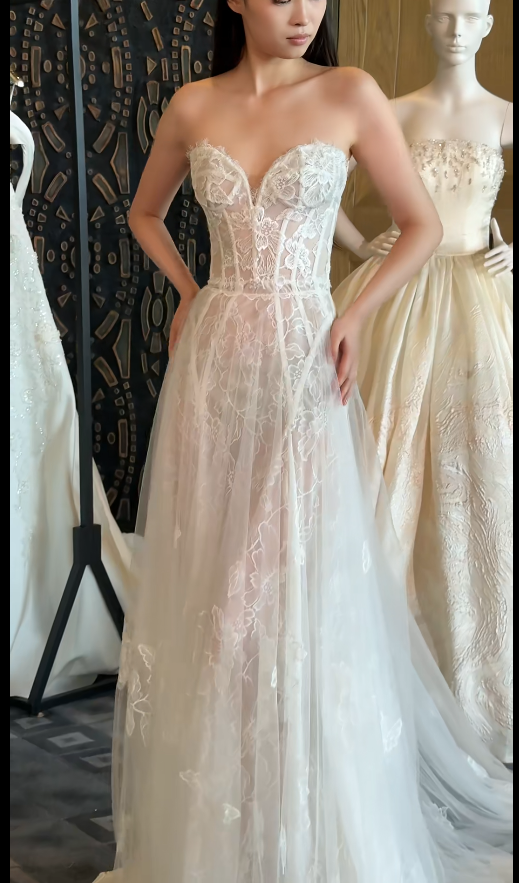 Timeless A-Line Tulle Long Wedding Dresses Applique White Bridal Dresses Sleeveless Bridal Gowns DP04520