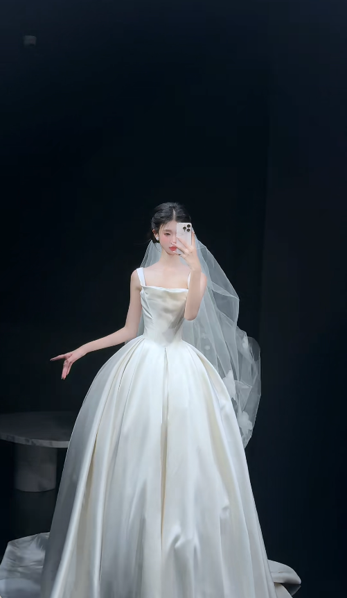 Elegant A-Line Long Wedding Dresses Straps White Bridal Dresses Satin Sleeveless Bridal Gowns DP04727