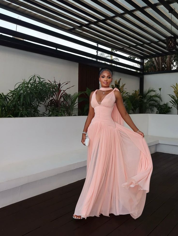 Gorgeous Pink Long Prom Dresses V-neck Sheath Birthday Dresses Chiffon Sleeveless Evening Gowns DP04749