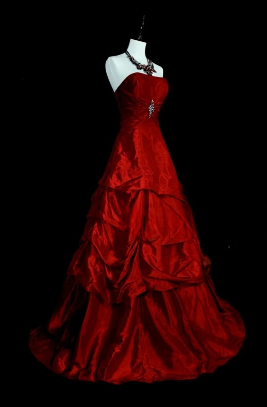 Chic A-Line Burgundy Long Prom Dress Satin Strapless Evening Dress Sleevless Birthday Dress DP04832