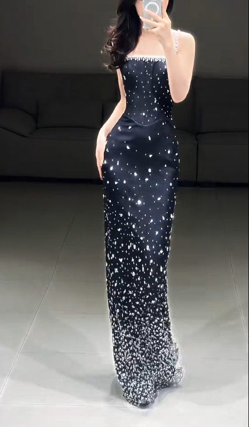 Chic Sheath Black Long Prom Dress Rhinstones Satin Spaghetti Straps Evening Dress Sleeveless Birthday Dress DP04851