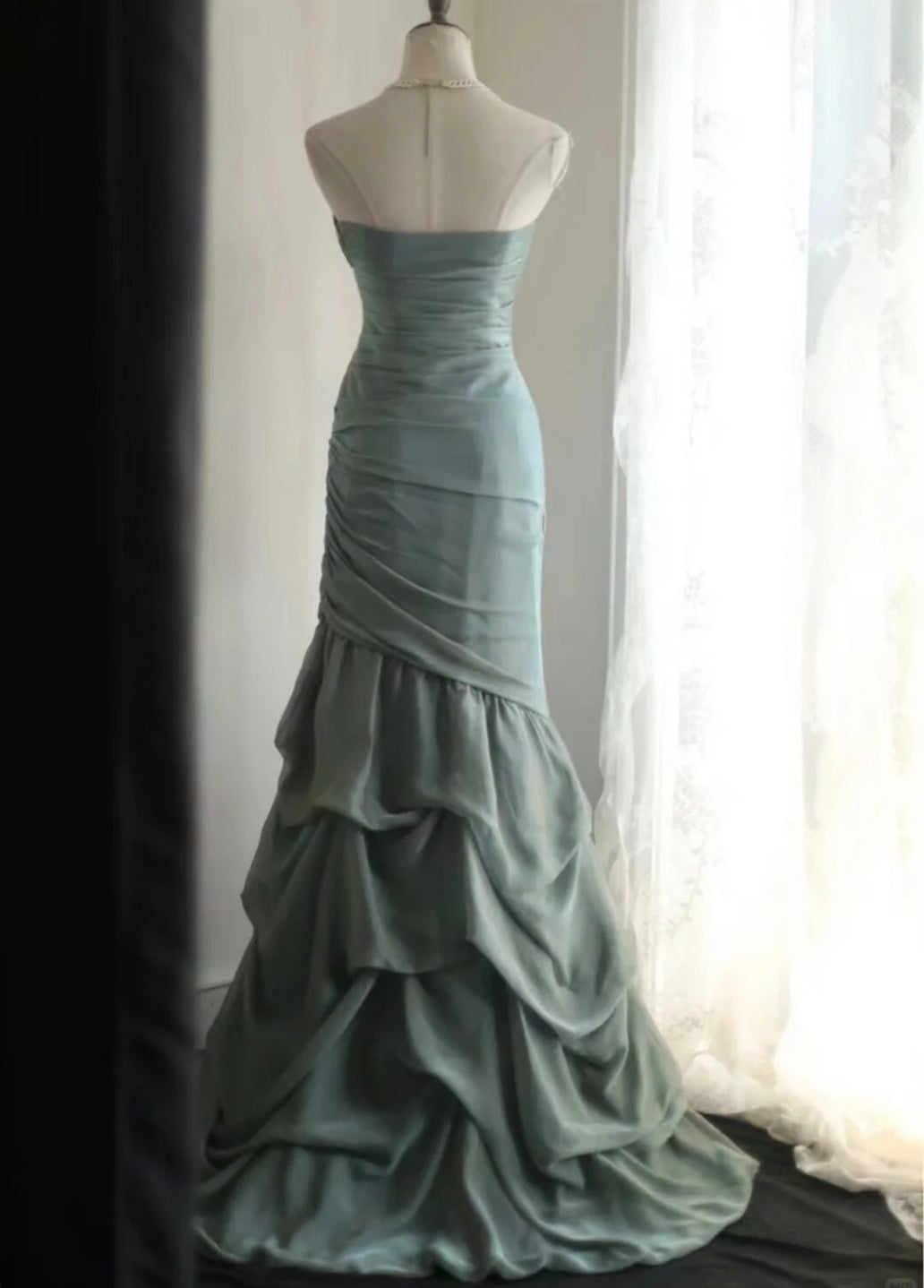 Chic Strapless Long Prom Dresses Sheath Evening Dress Sleeveless Birthday Dress DP04911