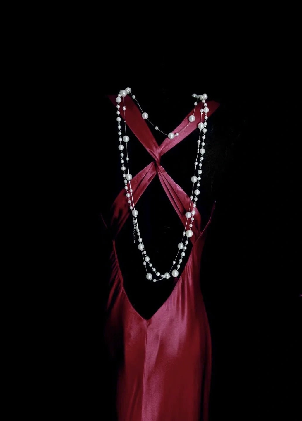 Elegant V-neck Red Long Prom Dresses Beaded Satin Sheath Evening Dress Backless Sleeveless Birthday Dress DP04936