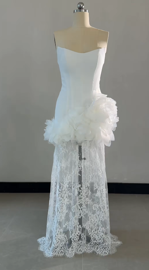 Timeless Sheath Short Wedding Dress Strapless Satin White Bridal Dress Sleeveless Bridal Gowns DP04941