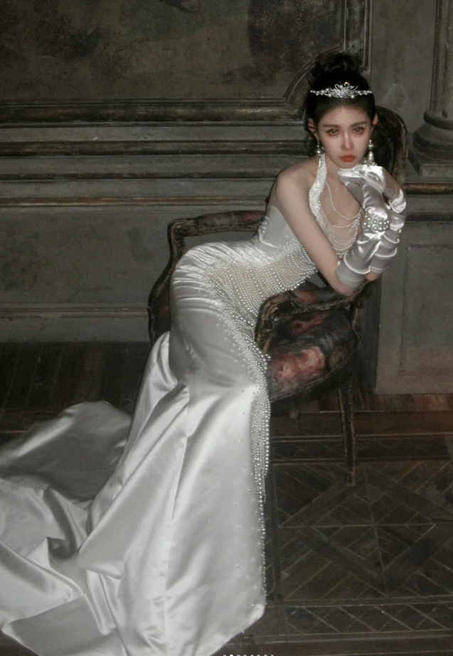 Süßes Ballkleid Spaghettiträger Silbergrau Mini Kurzes Formales Homecoming-Kleid Party Kurzes Ballkleid Hoco Kleider DH2684