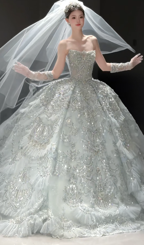 Süßes Ballkleid Spaghettiträger Silbergrau Mini Kurzes Formales Homecoming-Kleid Party Kurzes Ballkleid Hoco Kleider DH2684