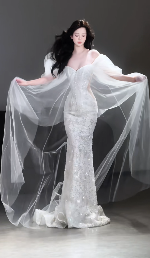 Elegant Mermaid Long Wedding Dress Beaded Satin Sweetheart Bridal Gowns Sleeveless Bridal Dress DP04977