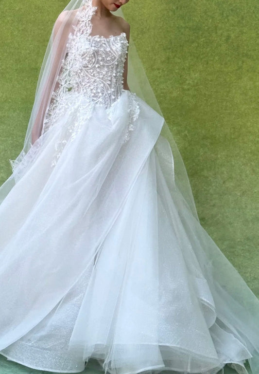 Elegant A-Line Long Wedding Dress Tulle Strapless White Bridal Gown Sleeveless Beaded Bridal Dress DP05002