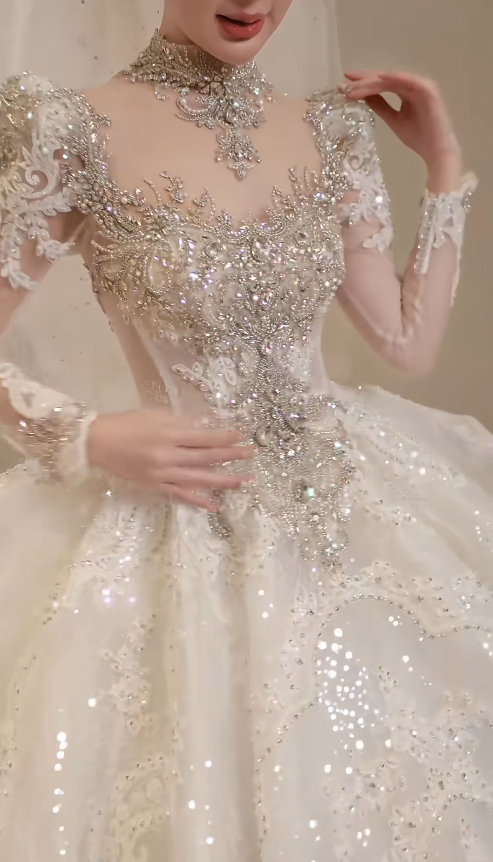 Timeless A-Line Long Wedding Dress Tulle Beaded High Neck White Bridal Gown Long Sleeves Bridal Dress DP05006