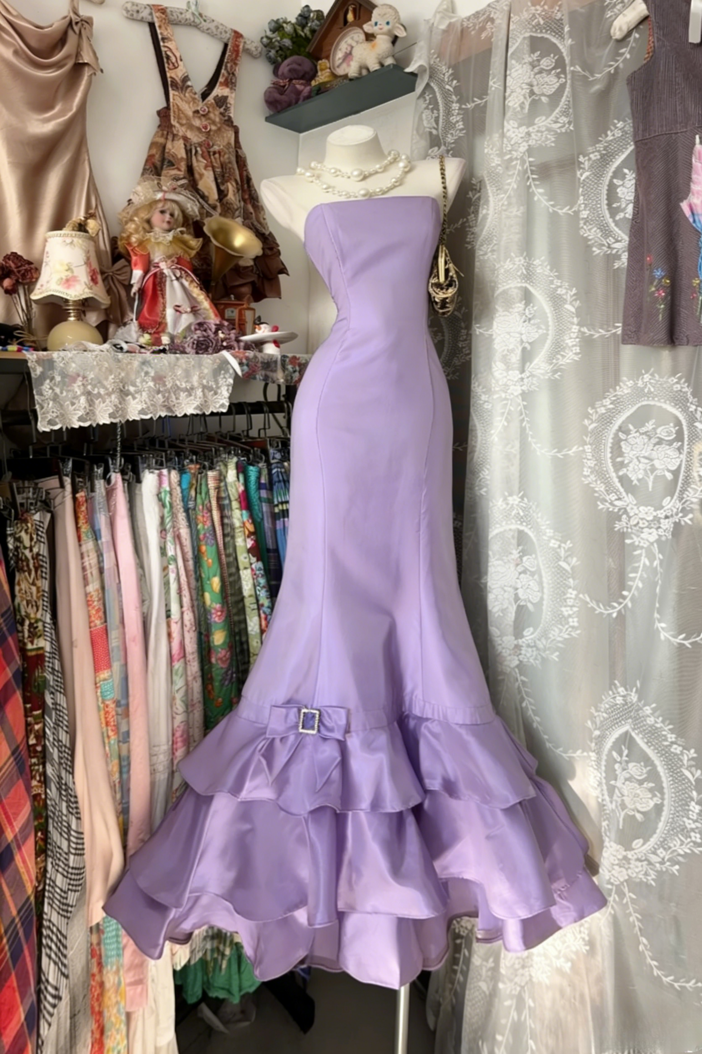 Chic Light Purple Prom Dress Strapless Sheath Evening Dress Satin Sleeveless Party Dress DP05037