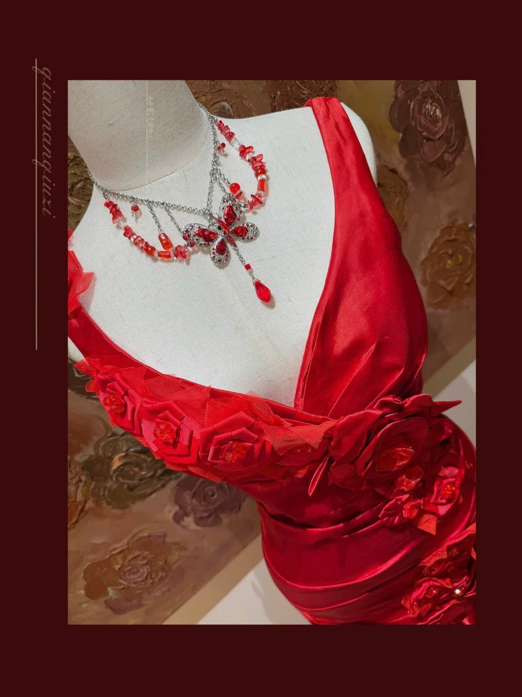 Chic Red Prom Dress V-neck Sheath Evening Dress Satin Sleeveless Birthday Dress DP05069