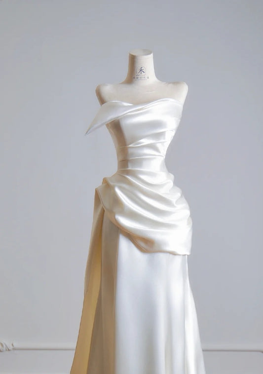 Süßes Ballkleid Spaghettiträger Silbergrau Mini Kurzes Formales Homecoming-Kleid Party Kurzes Ballkleid Hoco Kleider DH2684