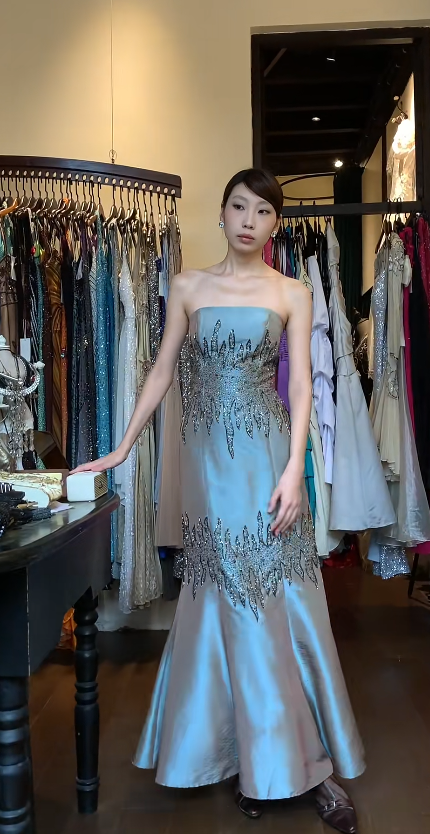 Süßes Ballkleid Spaghettiträger Silbergrau Mini Kurzes Formales Homecoming-Kleid Party Kurzes Ballkleid Hoco Kleider DH2684