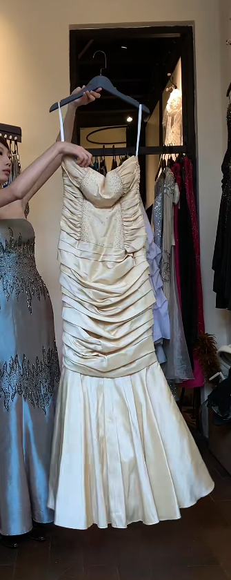 Süßes Ballkleid Spaghettiträger Silbergrau Mini Kurzes Formales Homecoming-Kleid Party Kurzes Ballkleid Hoco Kleider DH2684