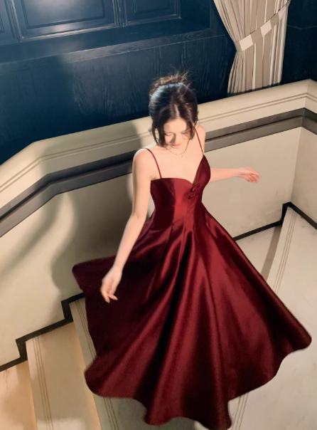 Süßes Ballkleid Spaghettiträger Silbergrau Mini Kurzes Formales Homecoming-Kleid Party Kurzes Ballkleid Hoco Kleider DH2684