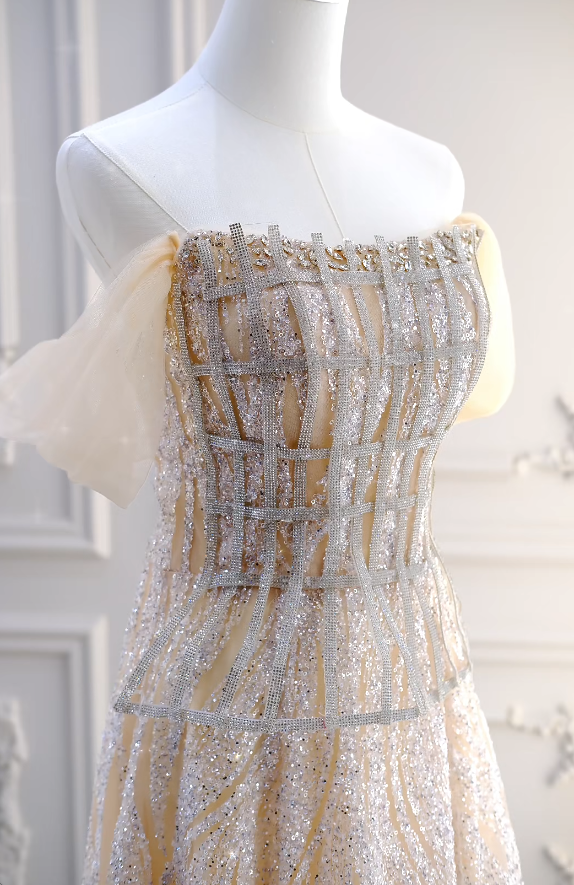 Süßes Ballkleid Spaghettiträger Silbergrau Mini Kurzes Formales Homecoming-Kleid Party Kurzes Ballkleid Hoco Kleider DH2684