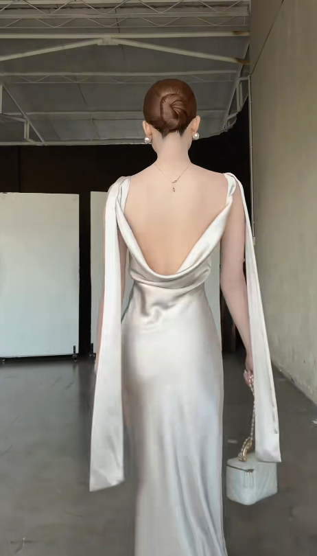 Chic V-neck Wedding Guest Dress Satin Sheath Bridesmaid Dress Sleeveless Evening Dress DP05303