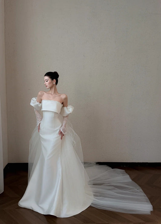 Timeless Strapless Wedding Dress Sheath Satin Bridal Dress Sleeveless White Birdal Gowns DP05396