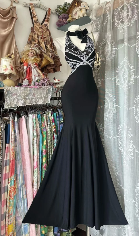 Chic Halter Mermaid Chiffon Long Evening Dress Black Prom Dress DP0552