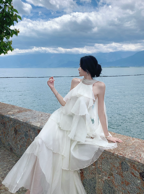 Elegantes weißes Brautjungfernkleid Etui-Chiffon langes Abendkleid DP05537
