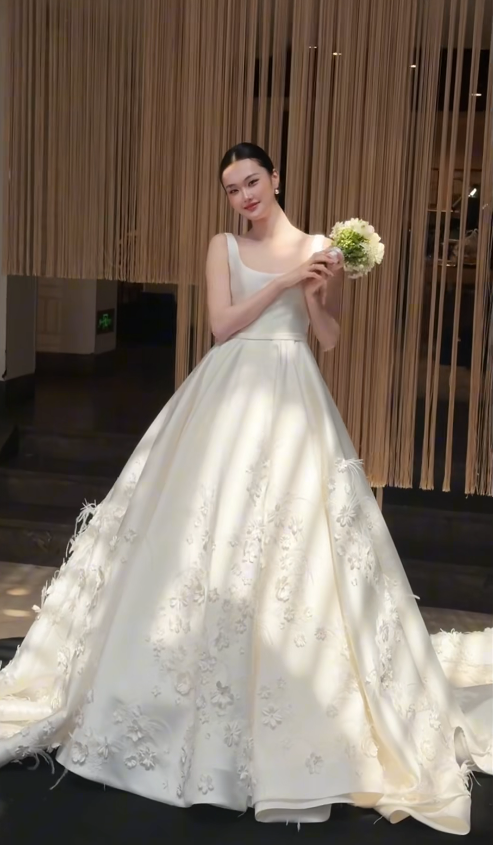 Timeless Straps A-Line Long Wedding Dress Satin Bridal Dress White Bridal Gown DP05570