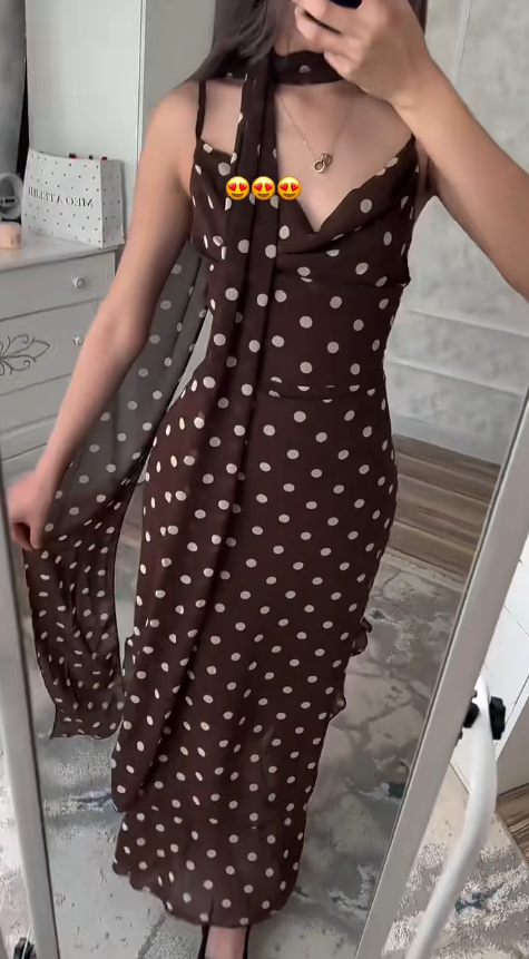 Schickes Spaghetti-Träger Etuikleid aus Chiffon Abendkleid Braun Hochzeitsgastkleid DP05623