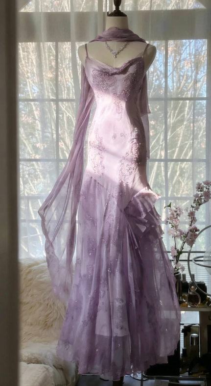 lavender wedding guest dresses Elegant Dress Spaghetti Straps Sheath Beaded Ch – DivineProm Bronze Bridesmaid Dresses-Inexpensive One-Shoulder 128cm Stretch The Creepy Collection Size:As agreement
