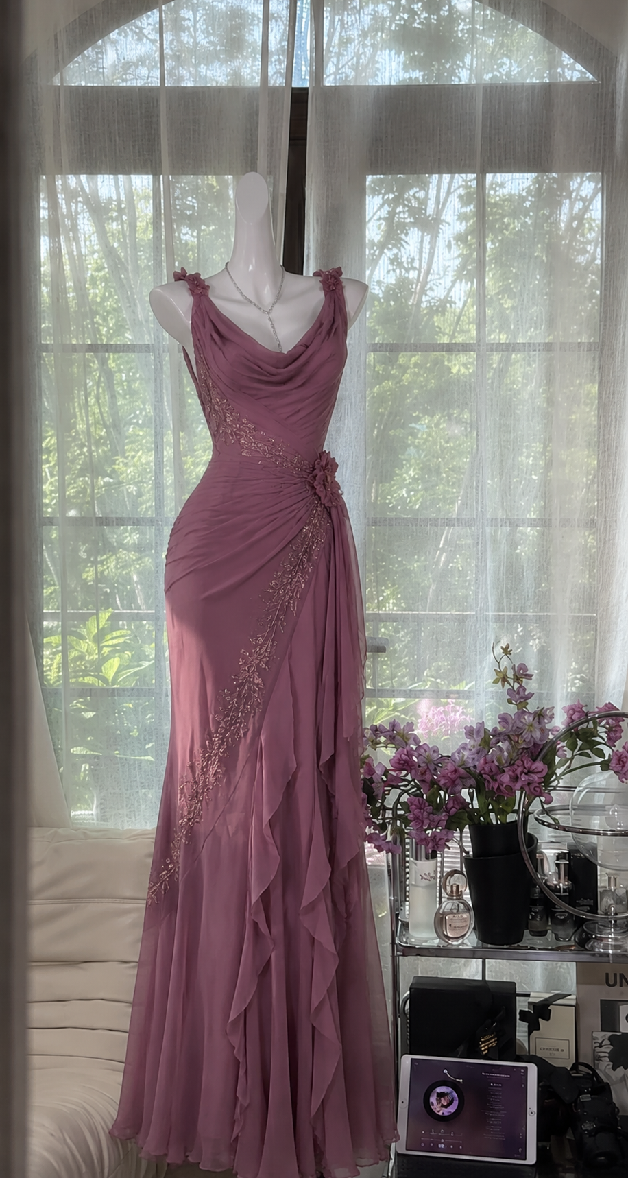 Glam Pflaume Abschlussballkleid Träger Scheide Chiffon Perlen Lang Abendkleid DP05738
