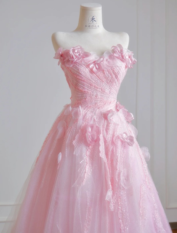 Wunderschönes pinkes Sweet Sixteen Kleid, trägerloses langes Abendkleid, A-Linien Tüll-Ballkleid DP05875