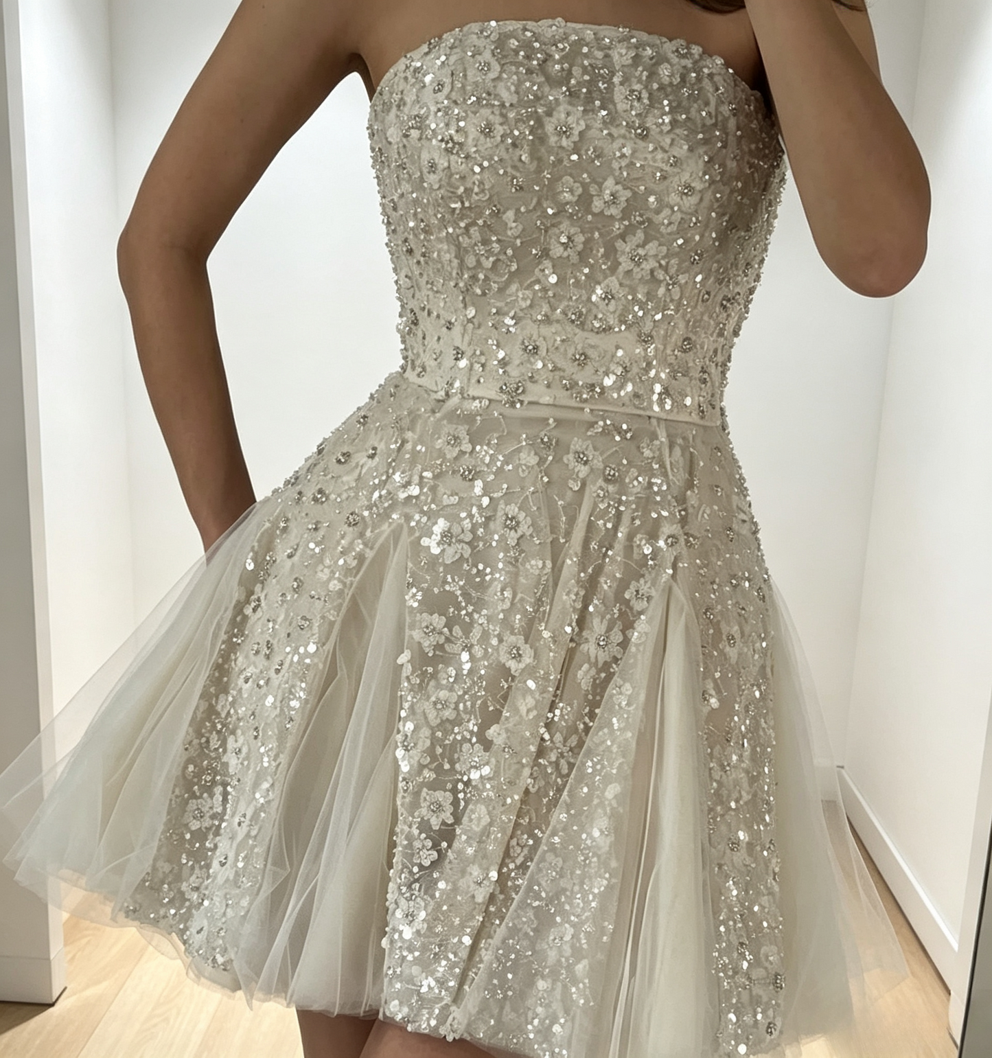 Fashion Strapless Birthday Dress Tulle Sequins A-Line Party Dress White Hoco Dress DP06130