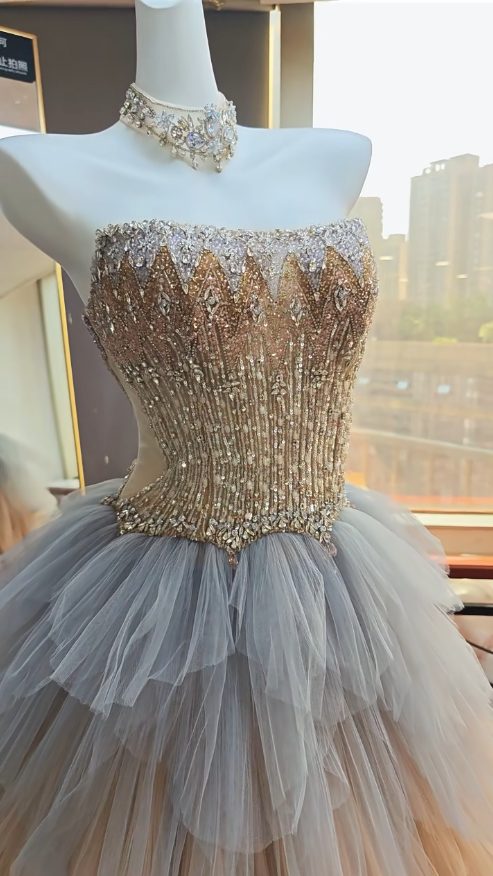 Robe de soirée élégante en champagne, sans bretelles, ligne A, en tulle, pour le bal de promo DP06382
