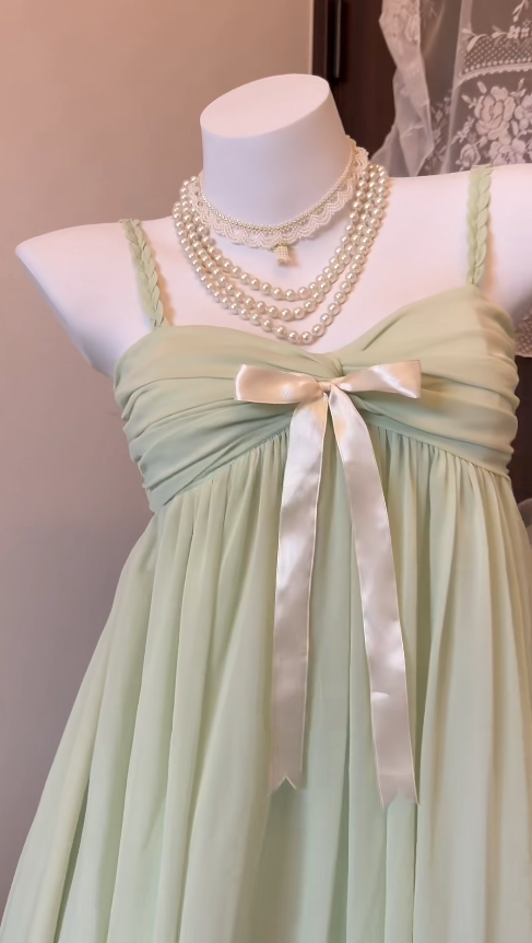 Elegantes grünes kurzes Ballkleid Spaghettiträger A-Linie Hoco-Kleid Chiffon-Geburtstagskleid DP06386