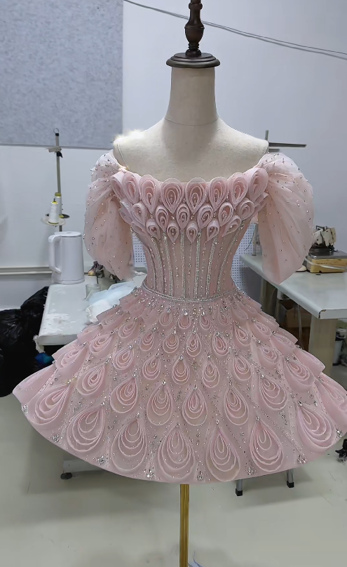 Schickes pinkes kurzes Homecoming-Kleid A-Linie Tüll Geburtstagskleid DP06615