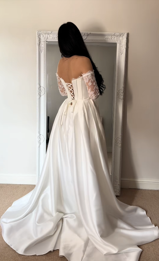 Simple A-Line Birdal Gown White Wedding Dress DP06887