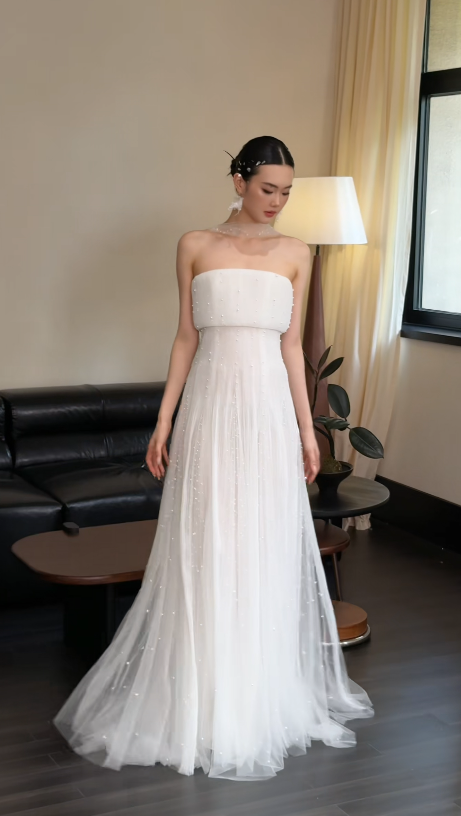 White Wedding Dress Sheath Tulle Bridal Gown DP06923