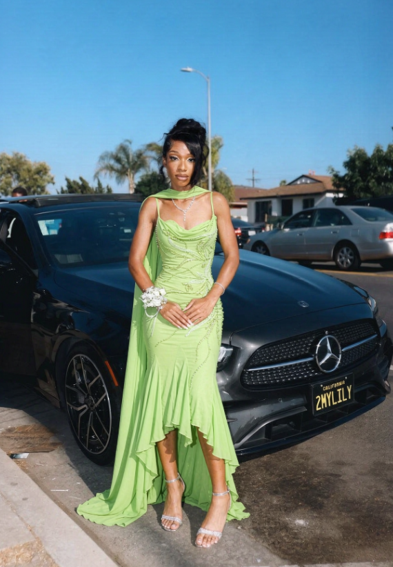 Chic Green Long Prom Dress Chiffon Beaded Sheath Evening Dress DP07824