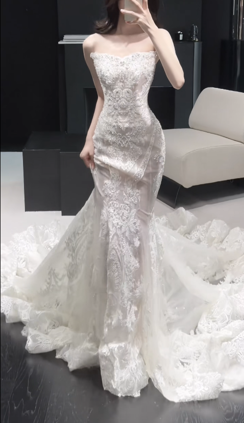 Pretty White Bridal Gown Sheath Lace Beaded Long Wedding Dress DP08188