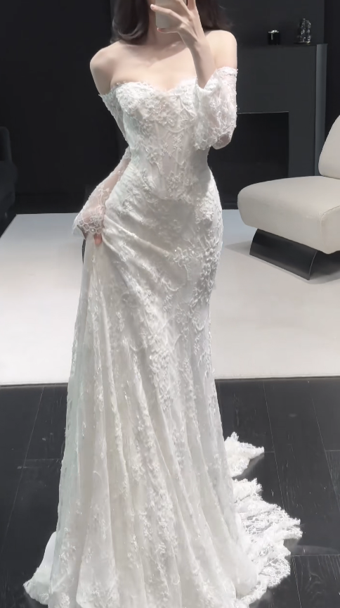 Pretty White Bridal Gown Sheath Lace Beaded Long Wedding Dress DP08189