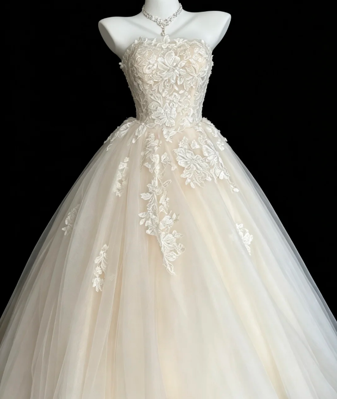 Schönes weißes Brautkleid A-Linie Spitze Tüll langes Hochzeitskleid DP08193