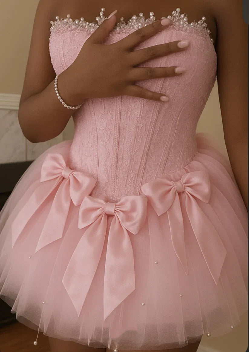 Sexy Ball Gown Strapless White Tulle Short Summer Birthday Dress Hoco Dress Birthday Outfit 18th Birthday Mini Party Dresses DP1047