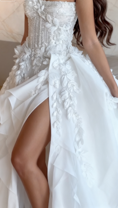 Ethereal Wedding Dress Ball Gown Strapless Lace White Wedding Dresses Corset Bridal Gowns DP1178