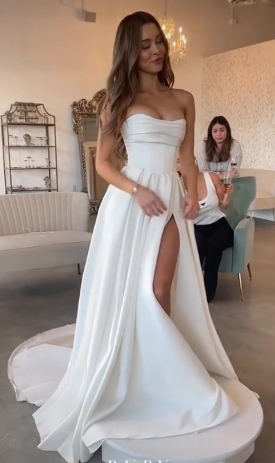 Classic Bridal Gown A Line Sweetheart Satin White Wedding Dresses Minimalist Bridal Gowns DP1199