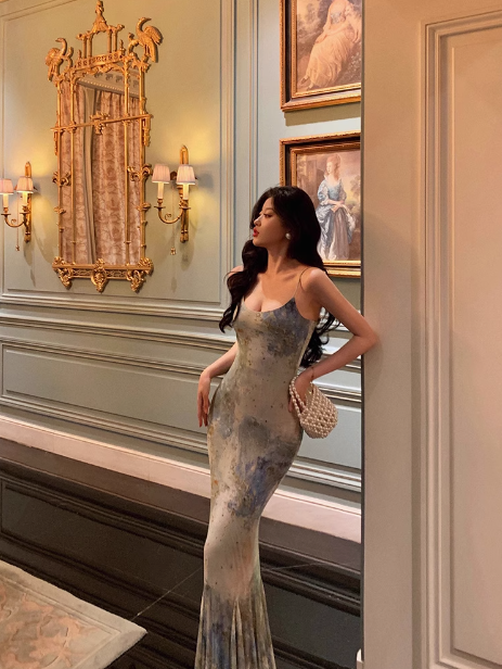 Edle Meerjungfrau Spaghettiträger Grün Blumen Chiffon Langes Kleid zum 18. Geburtstag Partykleid 21. Geburtstag Outfits Geburtstagskleid Ideen für Frauen DP1310