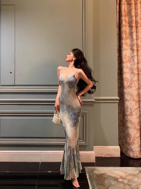 Edle Meerjungfrau Spaghettiträger Grün Blumen Chiffon Langes Kleid zum 18. Geburtstag Partykleid 21. Geburtstag Outfits Geburtstagskleid Ideen für Frauen DP1310