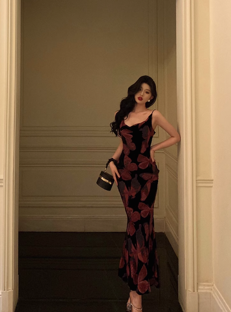 Edle Meerjungfrau Spaghettiträger Rosa Schwarz Langes Kleid zum 18. Geburtstag Partykleid 21. Geburtstag Outfits Geburtstagskleid Ideen für Frauen DP1312