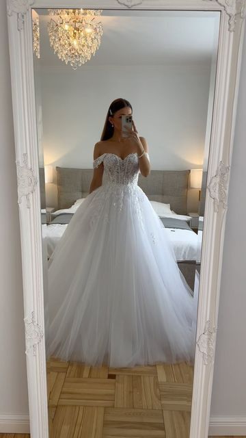 Ethereal Brautkleid Ballkleid Off The Shoulder Tüll Weiß Brautkleider Brautkleider DP1316