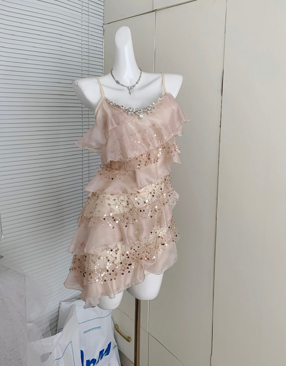 Robe trapèze décontractée à bretelles spaghetti et paillettes roses, tenue d'été courte et décontractée, DP1398